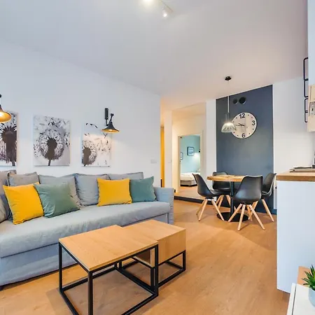 Finestra, Przy Morzu, Ul Grunwaldzka 12 D23 דירה פוביירובו